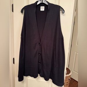 Planet by Lauren G knit cotton vest